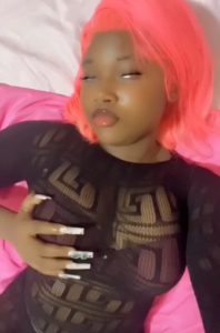 Sexy ebony Benita show off what she gets, end in masturbation