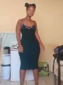 Watch this sexy Ghana instagram babe finger her pussy