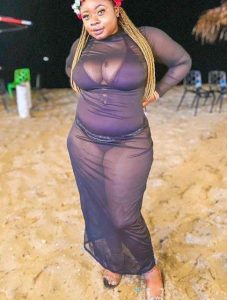 Nneka Shaking my oily fat ass