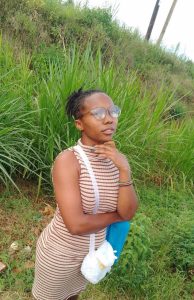 Ima-Obong unilag babe masturbate her creamy pussy