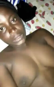 Akwa ibom girl emem mfon ime from Assembly of God Ukana masturbate her ass hole