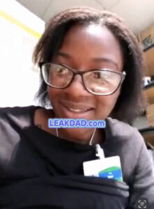 America based Africa adult creator seen masturbating her pussy during work hour