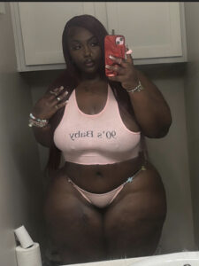 Leak- onlyfans model hersheychew24 masturbation video