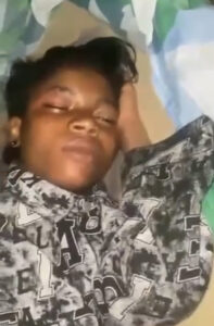 Exposed- Warri girl with premium infection hot camera by boyfriend’s roommate
