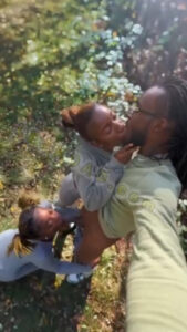 Leak viral tape- man fuck two friends during field walk