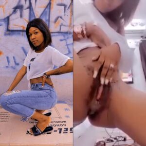 Naija university babe got her nude masturbation video exposed