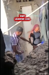 Man fuck street Ashawo while she is on call with the main boyfriend