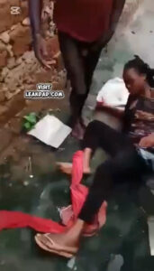 Drunk lady fuck mad man in open place