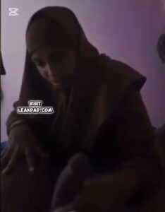 Hausa girl gets fuck after admiring a corpers dick