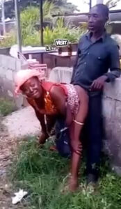 African leak sex video- married woman fuck drunk husband in the street