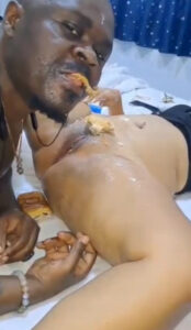 Man eat pussy with bread