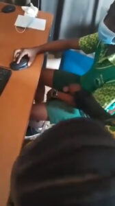 High school girl masturbate her clsssmste in the computer lab